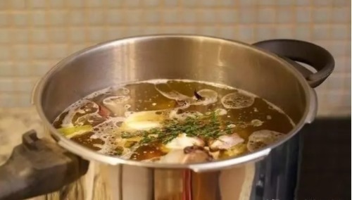 大厨教你:正宗卤肉配方,香料配比!先收藏了