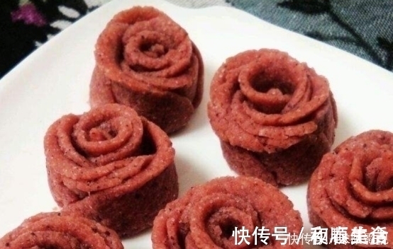 搅拌均匀|超级可爱的饼干和卡通煎蛋让人爱不释手，好吃又可爱