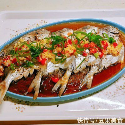 快手菜|快手菜!蒸健康之粉丝蒸鲳鱼