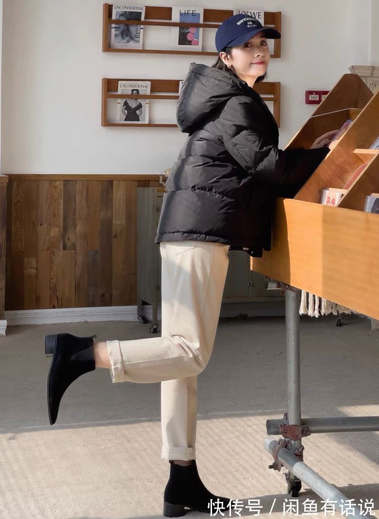半身裙|中年女人穿羽绒服,该配“裤子”还是“裙子”?看博主示范就知道