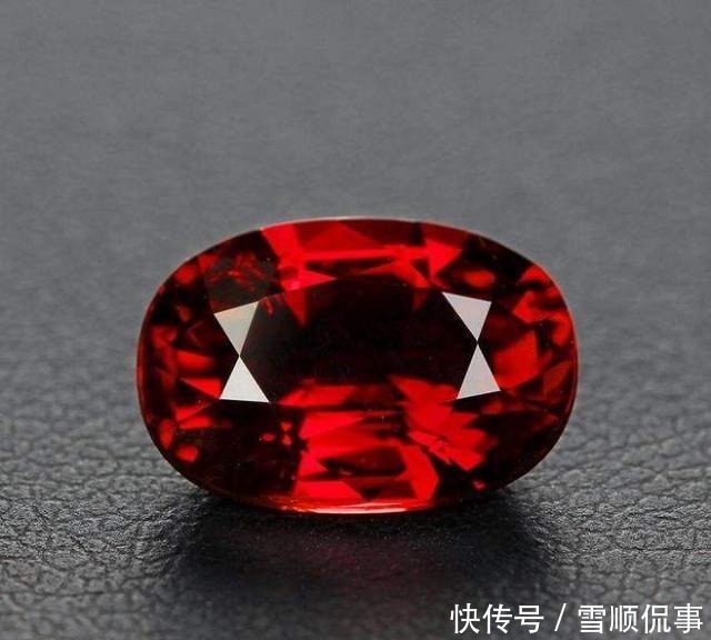 颜色|这30种宝石,既昂贵又美丽,只要是文玩人,都会被它们迷住!