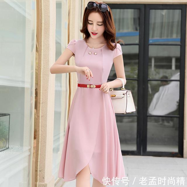 气质 闺蜜穿是这款气质连衣裙上班,实在太漂亮让人羡慕又妒嫉