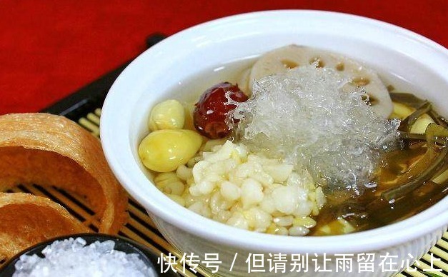 维生素b1|女性容易气血不足,常吃4种食物,造血补血,气色好起来