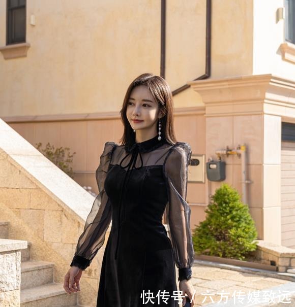 宫廷|孙允珠高清美图:中世纪宫廷纯黑仙女雪纺衣裙!