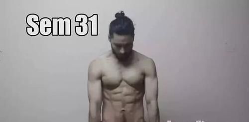 记录照|8个月，这个小伙用35张记录照告诉你，健身能带给身材多大改变