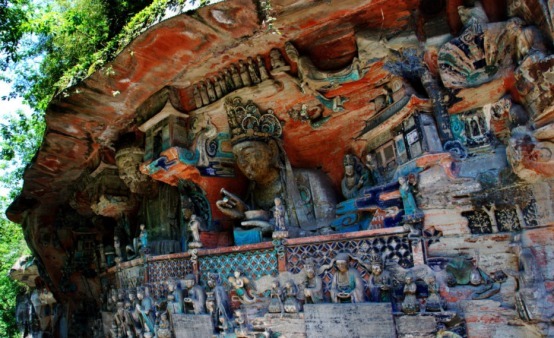 造像#重庆工人修缮千手观音像,无意触发秘密机关,揭开800年前的历史