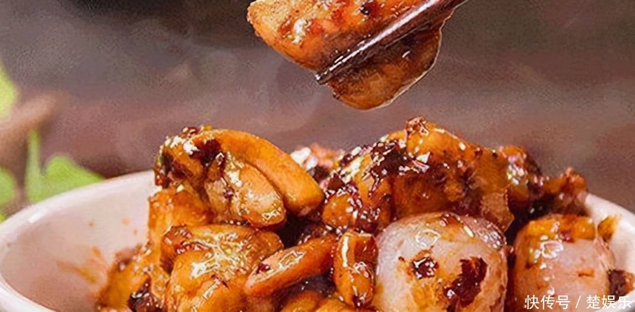 女性想要皮肤好,常吃三种美食,淡斑养颜,细腻肌肤,抵抗衰老