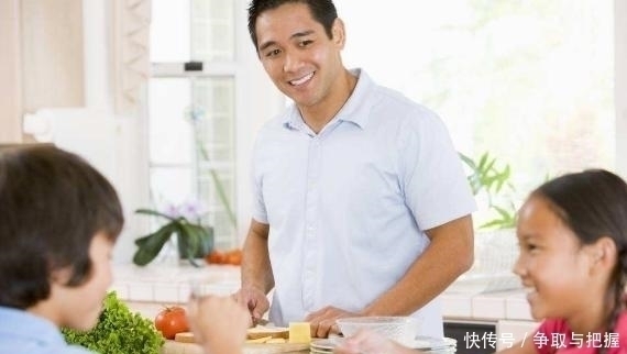 早餐|“中国糊弄式早餐”悄然兴起,伤害孩子身体健康,父母还觉得省事