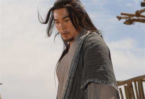 梁山集团|梁山好汉大多不得善终,宋江也被毒杀,为何此人能成二品大员?