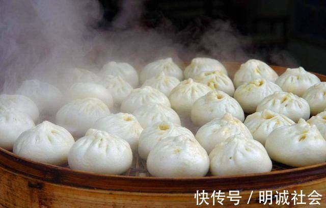 大爷使用了15年的肉包香料配方，仅需加5克，肉包子立刻香飘万里