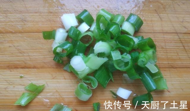 小米椒|这菜很多人嫌它脏，南方人当美味，解馋又开胃，不懂吃可惜了！