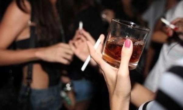 结节|三种发物,吃得越多,甲状腺结节越大医生提醒控制自己