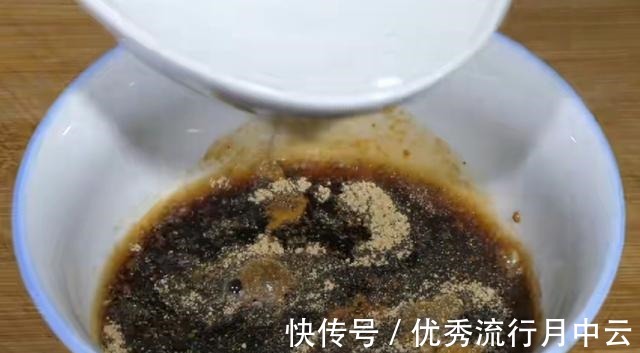 红烧豆腐的家常做法，香嫩入味，好吃又下饭，老人孩子都爱吃！