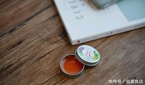 秋冬|秋冬必备的8款润唇膏,滋润防唇干,你入手了吗