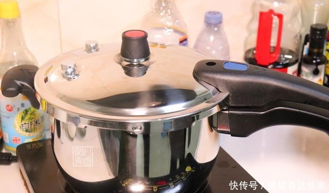 我家早上从不喝白粥,用这“四物”熬粥,肤色白皙气色好,不显老