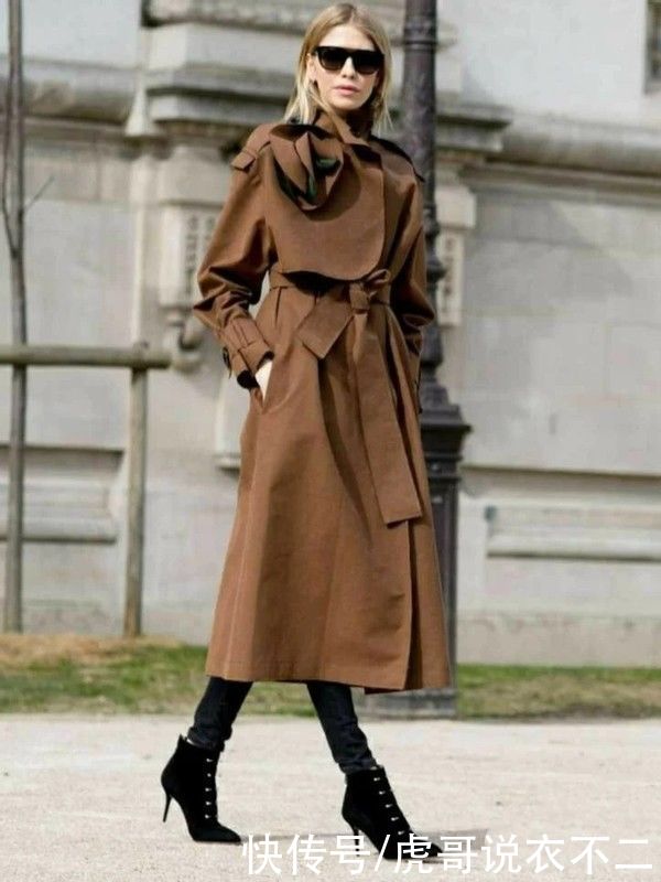 过年“风衣”这么搭，简约大气到骨子里，这才是时髦精该有的打扮