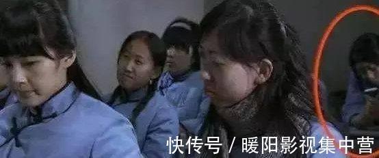 |搞笑的穿帮图,图一笑晕在厕所,网友:导演在逗我呢