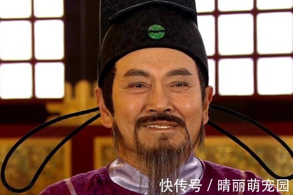 刘月娥$才女出上联“一杆银枪挡雄兵百万”,书生智对下联,却羞红了才女