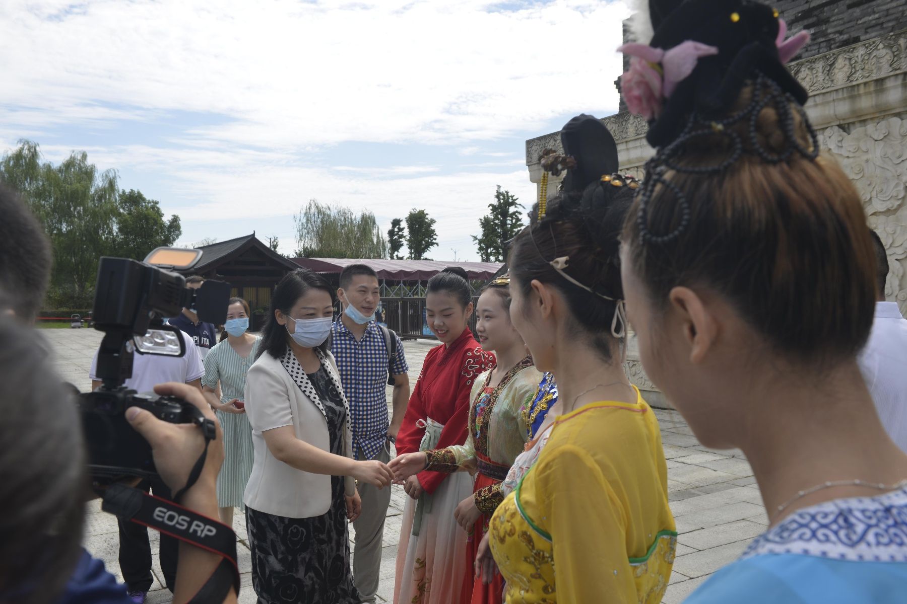 陳劍|市藝術(shù)劇院參加拍攝中秋特別節(jié)目《又過節(jié)啦》