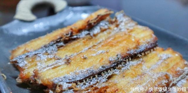 父母不在,媳妇精心做了4道菜,晒朋友圈引来嘲笑多久没吃米饭