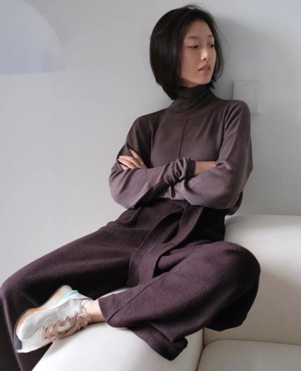 超舒适的“懒人穿搭”，就算外穿家居服，也超级温柔