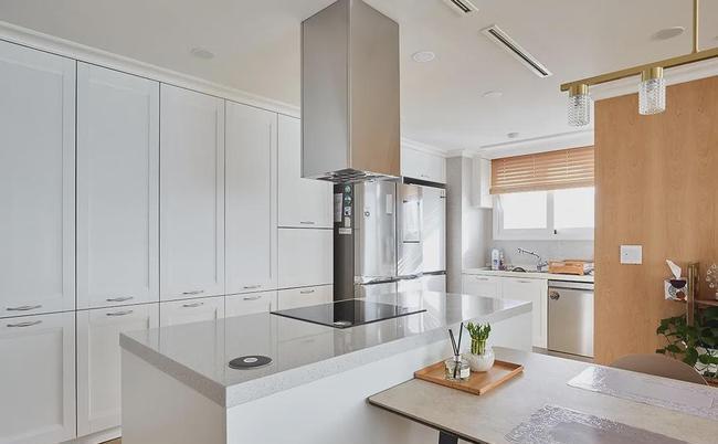 儿子|为儿子结婚,老两口重装114㎡,在配色上下功夫,前后像换了套房