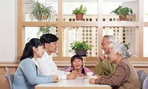 父母|从血缘关系上,谁才是我们最亲的人?父母?兄妹?答案你想不到!