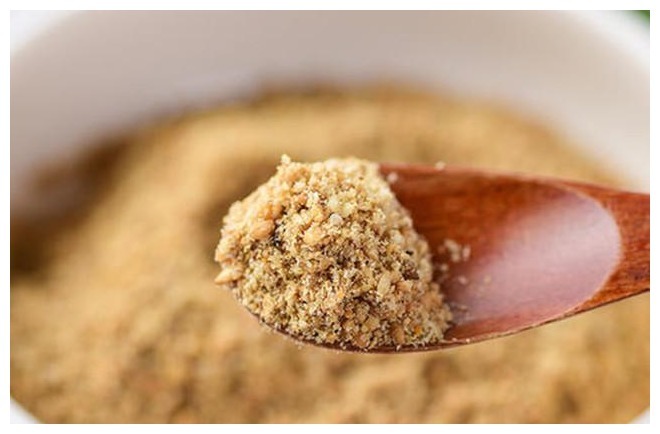 这种佐料，我家一次做5斤，夹馒头和拌面条都非常香，你吃过吗