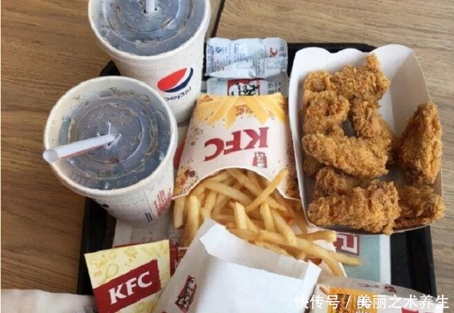 肯德基早早就被下架的4款美食,第一种遭人嫌弃,最后一种抢着买