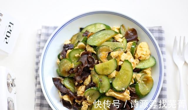 黑木耳|末伏到了,要多吃这菜,清淡营养不上火,做法简单又快手,快试试!