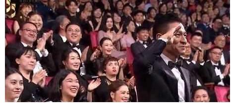 长虹|刘德华不上综艺,要出演《流浪地球2》,表示要在78岁时上太空