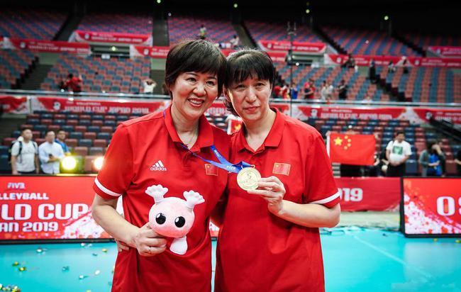 刘晓彤|好兆头！4位女排名将开启教练生涯，你更看好谁的发展