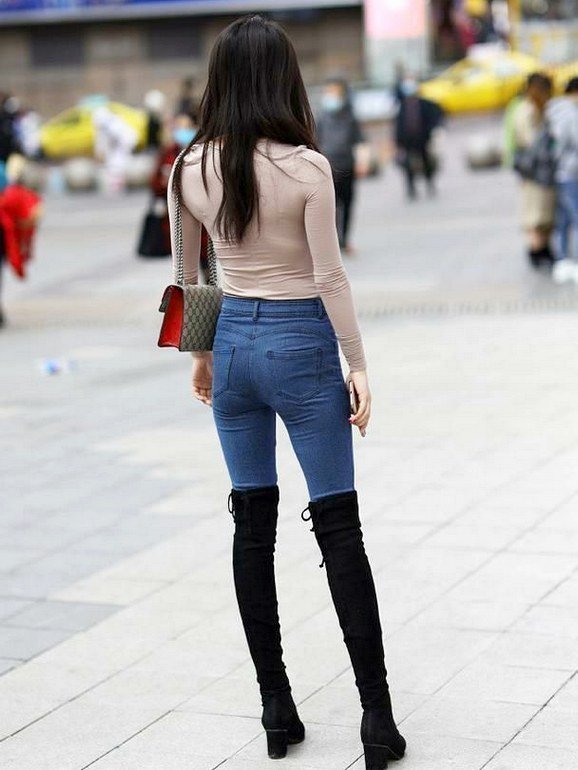 外型 秋冬季如何保暖小姐姐的教科书式穿搭,让你轻松拥有