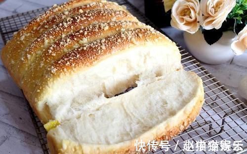 面包|孩子想要吃面包,妈妈亲自动手做,越做越上瘾,实在是太好吃了