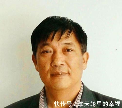 楷书$8岁开始练书法，至今没进书协，网友练了40年，这不就田楷吗！