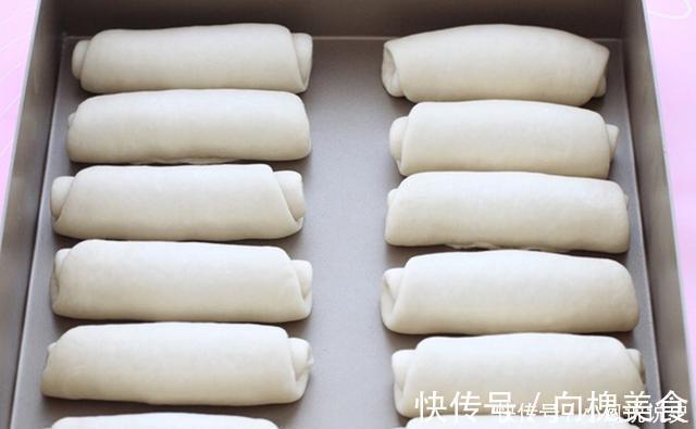 做面包用中种法，出膜快细腻拉丝，既当早餐又是零食，出炉遭哄抢