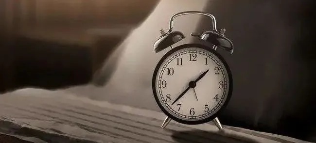 危险因素|明医方为您总结了10个导致高血压的危险因素,建议收藏!