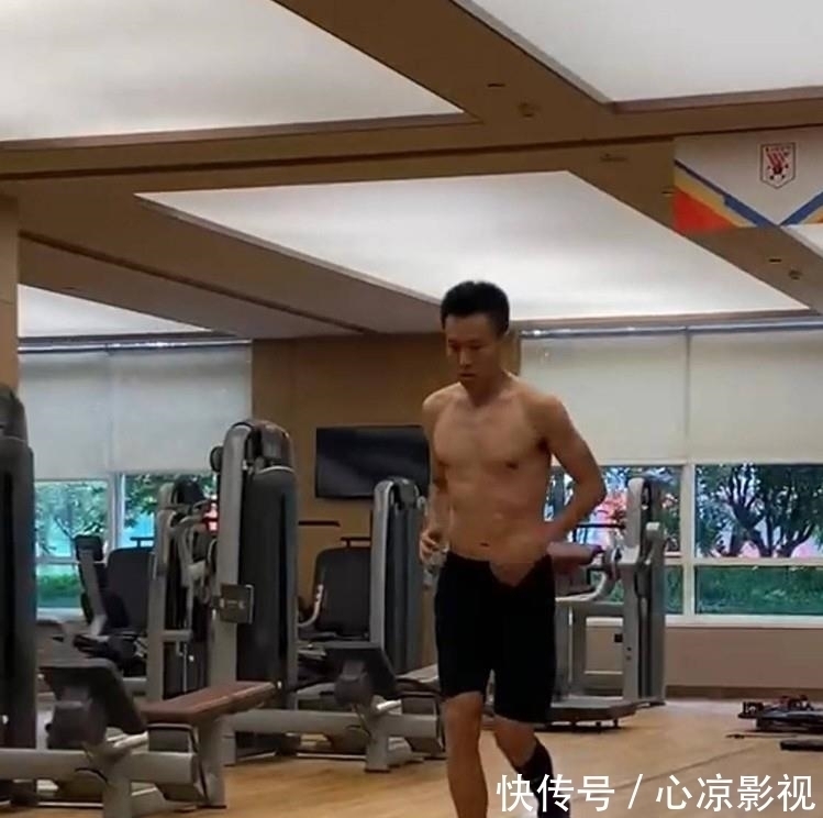 强援|泰山队足协杯迎来强援,铁卫伤愈将复出,美丽妻子是他的有力臂膀