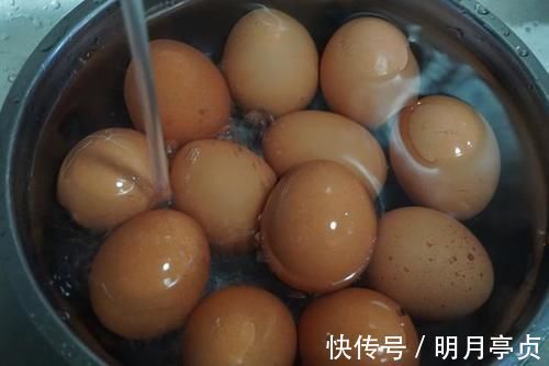 小米粥|鸡蛋别总煮着吃,这样卤一卤,鲜香入味,每次做都不够吃
