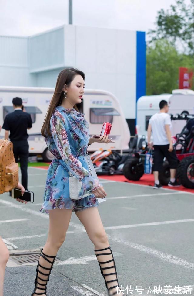 连体短裤 复古花色连体短裤,时尚潮流,青春减龄