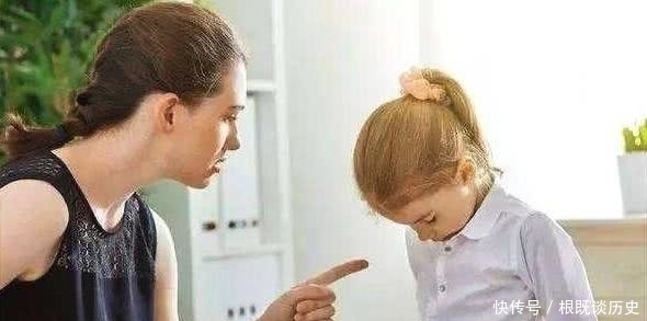 孩子|这6句话最伤孩子心,烂肚子里也不能说,家长别让孩子遍体鳞伤!