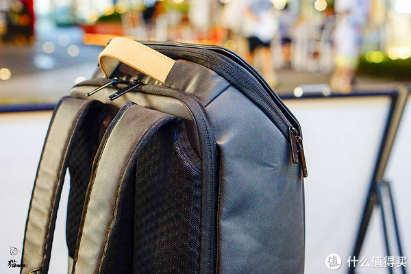 前袋|职业精英商务休闲两用包--地平线8号零感背包