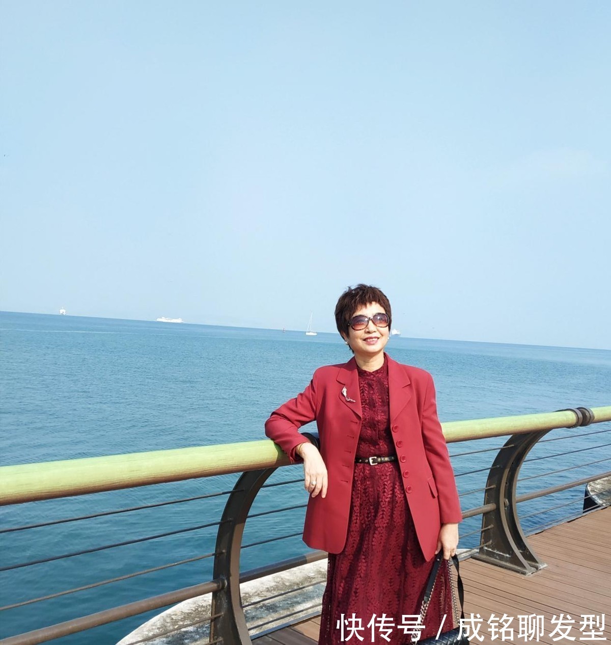 微胖|长相普通身材一般,大妈靠“接地气”的穿搭圈粉无数,值得借鉴