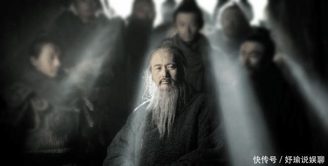 历史上两位著名的文学巨匠,生时为国操劳尽忠,死时却凄惨无比