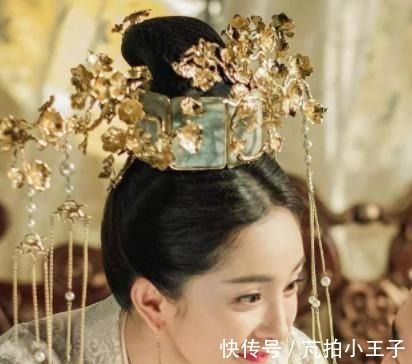 梅逸|宠文双胞胎公主同天结婚,上错了花轿,嫁对了王爷!