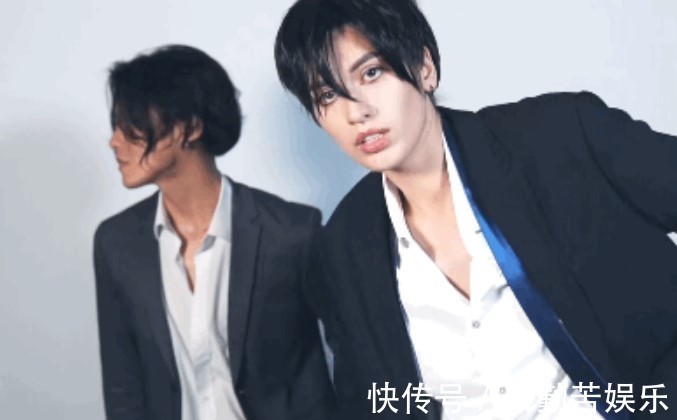 漫展|188cm帅哥爆红网络！漫画脸顶级身材，居然是女扮男装？