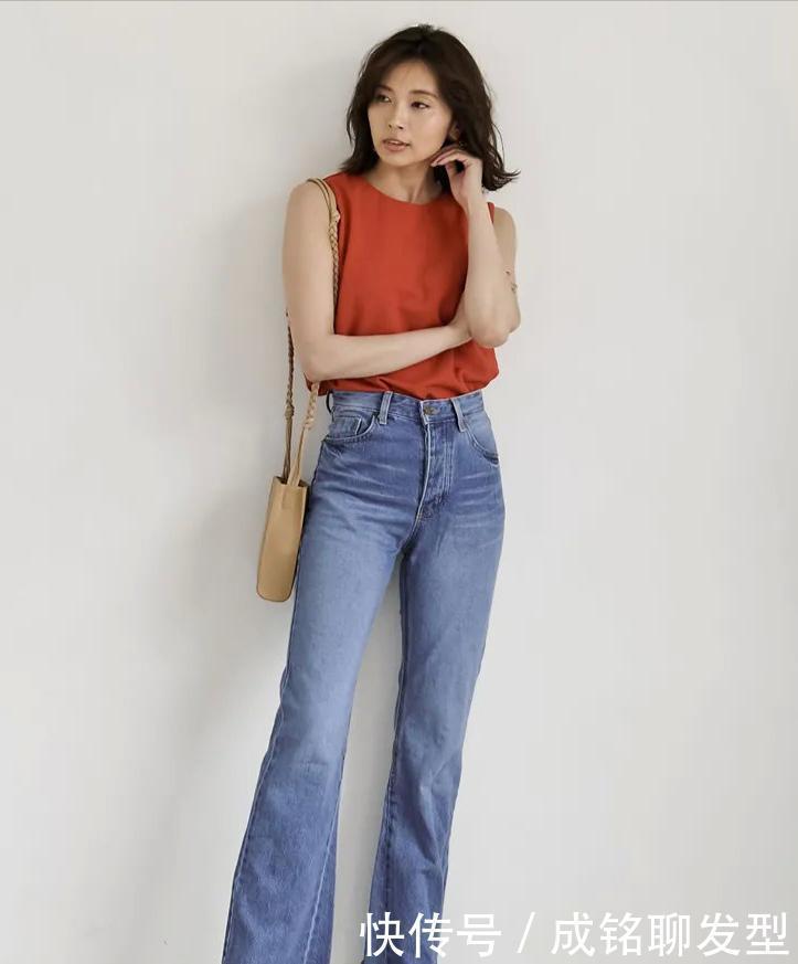 半袖|今年“半袖T恤”已经失宠,换成无袖T恤更吸睛,随性休闲又有个性