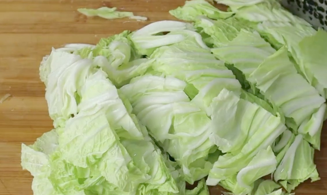 粉丝|半颗白菜1把粉丝,简单一做,鲜香美味,白菜清脆,超级下饭