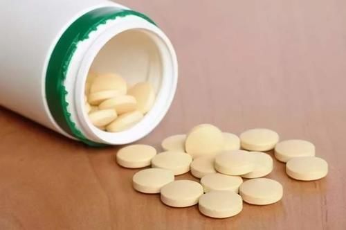 菌群平衡|便秘的人注意了!有种东西吃得越多,排便越困难