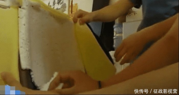 质量|女子网购一套桌椅,拆开一看气昏了头,客服:谁让你拆开了?